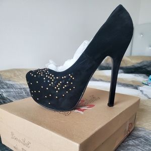 Heels Black